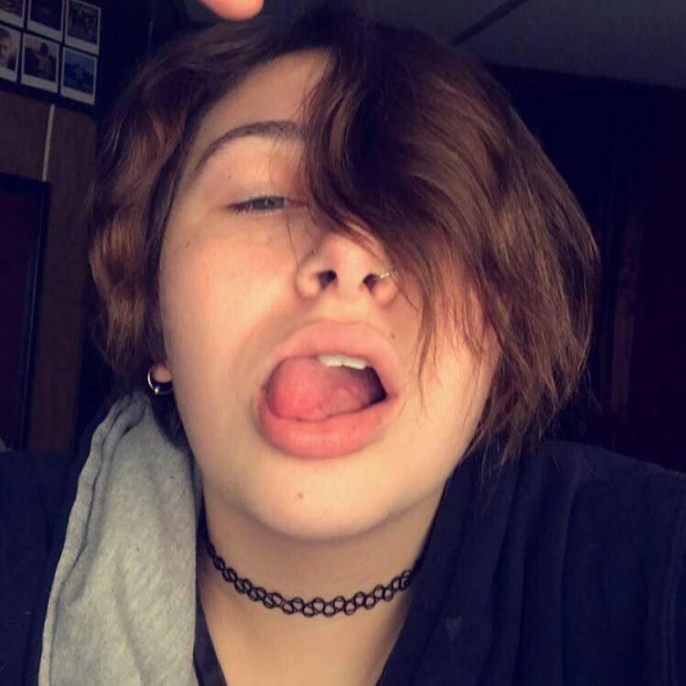 Meet your Posher, Hailey